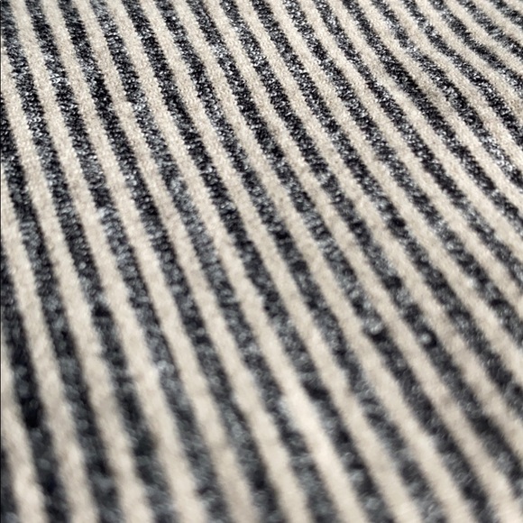 ✨RARE✨ Cashew Tonka Stripe Vinyasa Lululemon - Picture 3 of 8